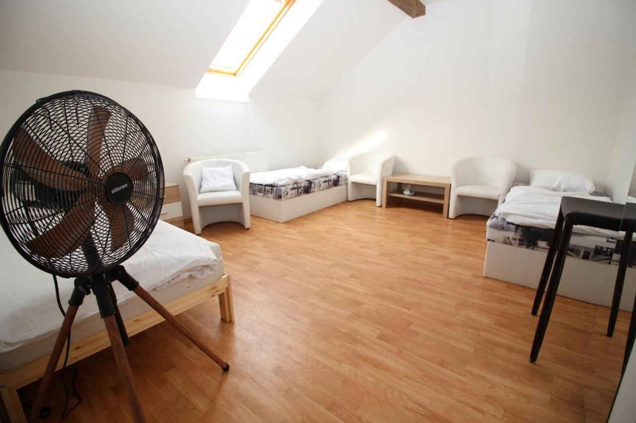 Residence Praha Aparthotel Bagian luar foto