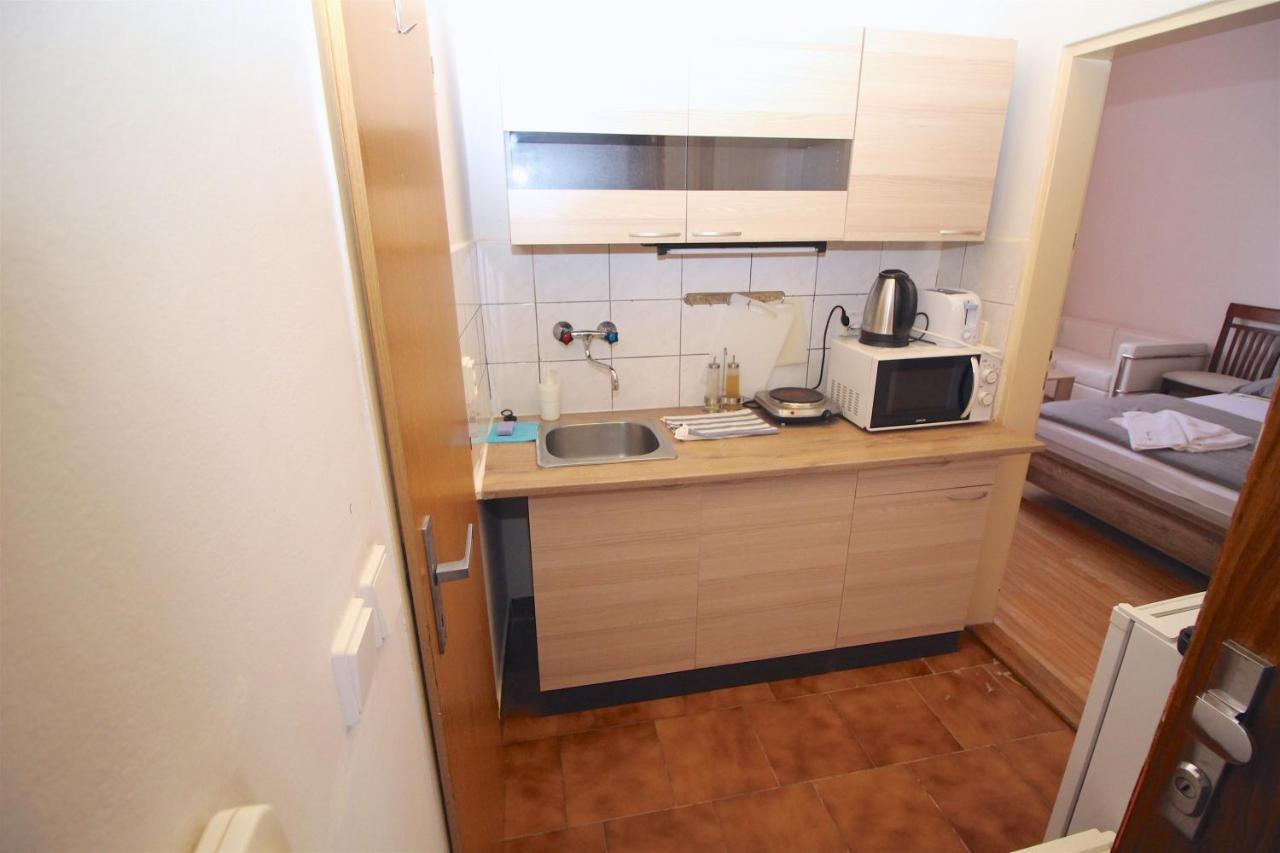 Residence Praha Aparthotel Bagian luar foto